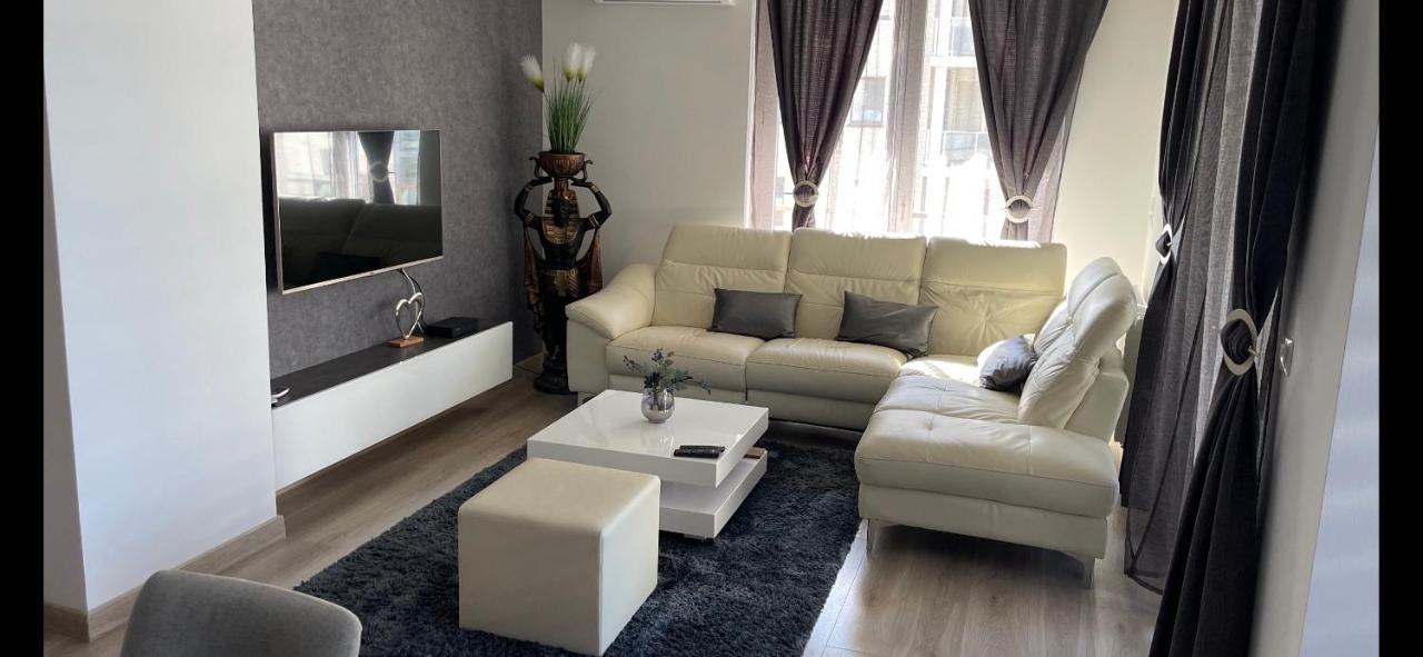N.Cristian Apartment Budapest Bagian luar foto