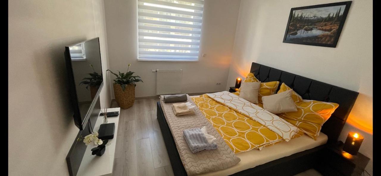 N.Cristian Apartment Budapest Bagian luar foto