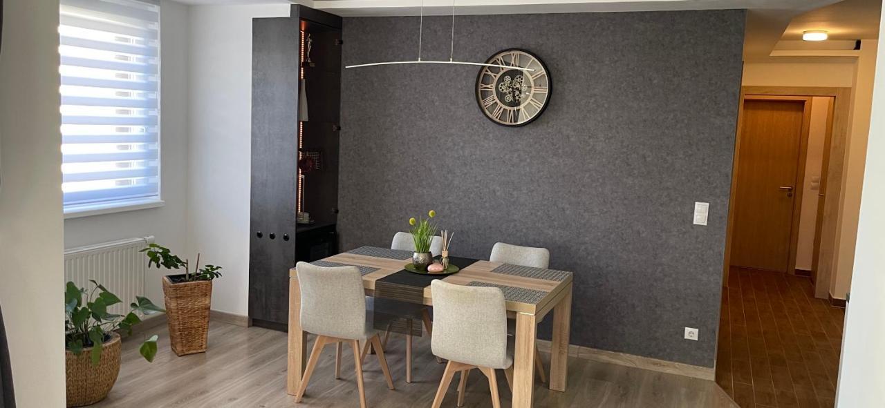 N.Cristian Apartment Budapest Bagian luar foto