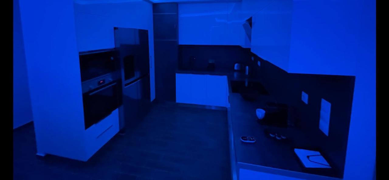 N.Cristian Apartment Budapest Bagian luar foto