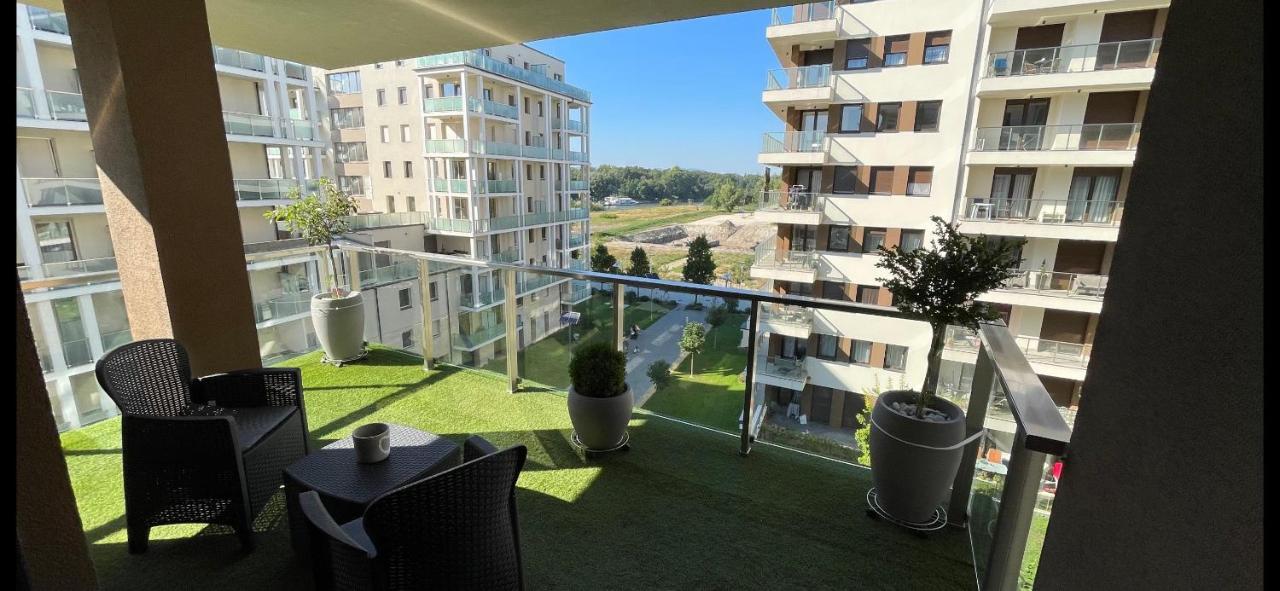 N.Cristian Apartment Budapest Bagian luar foto