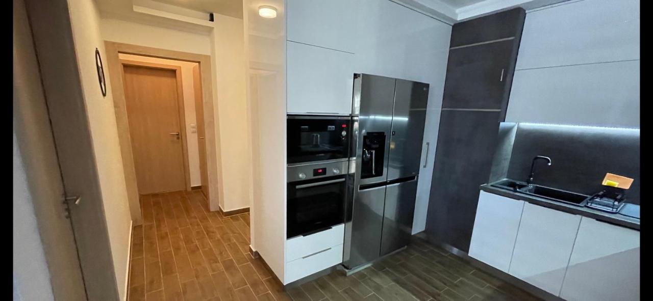N.Cristian Apartment Budapest Bagian luar foto